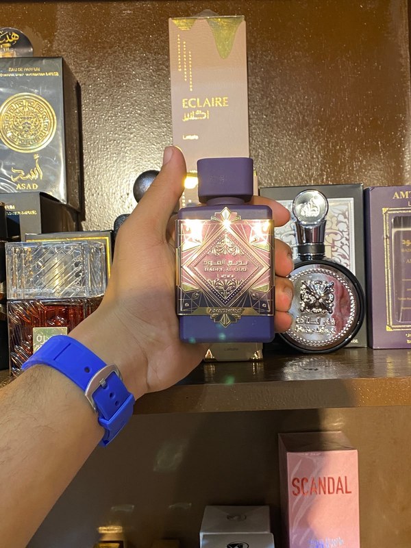 عطر بديع العود (Bade'e Al Oud Lattafa) - تسوق الآن من في ثواني عطر بديع العود (Bade'e Al Oud Lattafa) - متاح في هيبة للعطور
