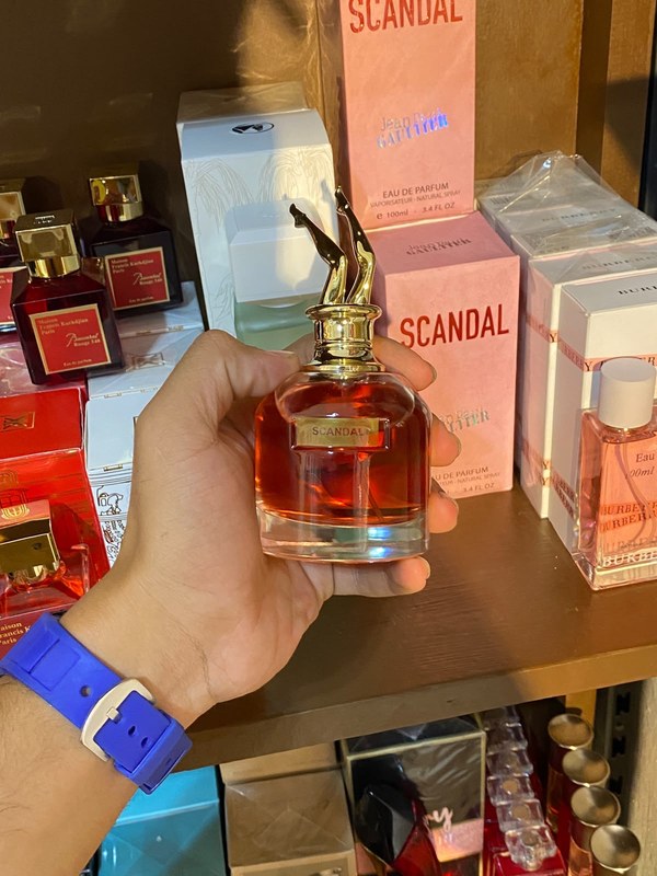 عطر اسكاندل (Scandal) - تسوق الآن من في ثواني عطر اسكاندل (Scandal) - متاح في هيبة للعطور