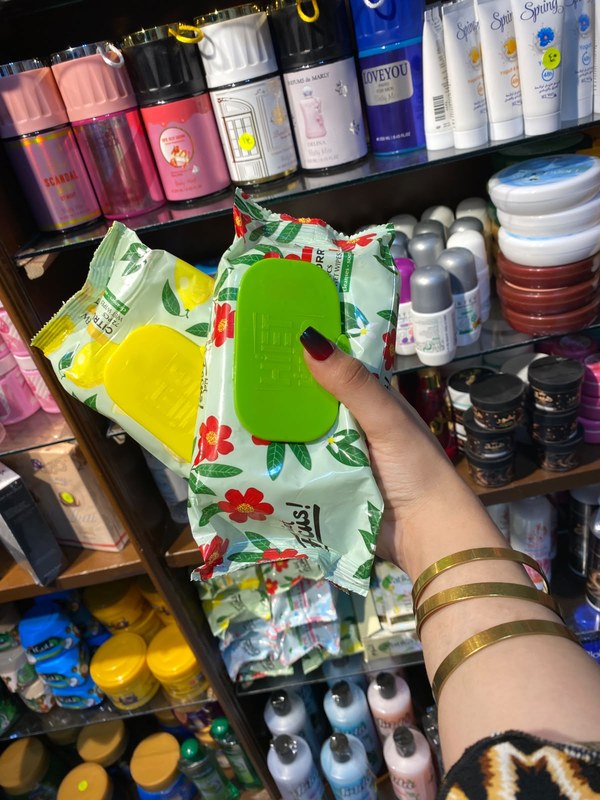 مناديل مبللة وايبس (Wet Wipes) - تسوق الآن من في ثواني مناديل مبللة وايبس (Wet Wipes) - متاح في هيبة للعطور