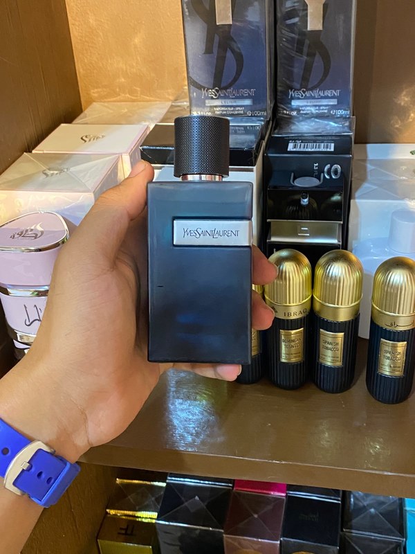 برفيوم واي أزرق (YSL Y Eau de Parfum) - تسوق الآن من في ثواني برفيوم واي أزرق (YSL Y Eau de Parfum) - متاح في هيبة للعطور